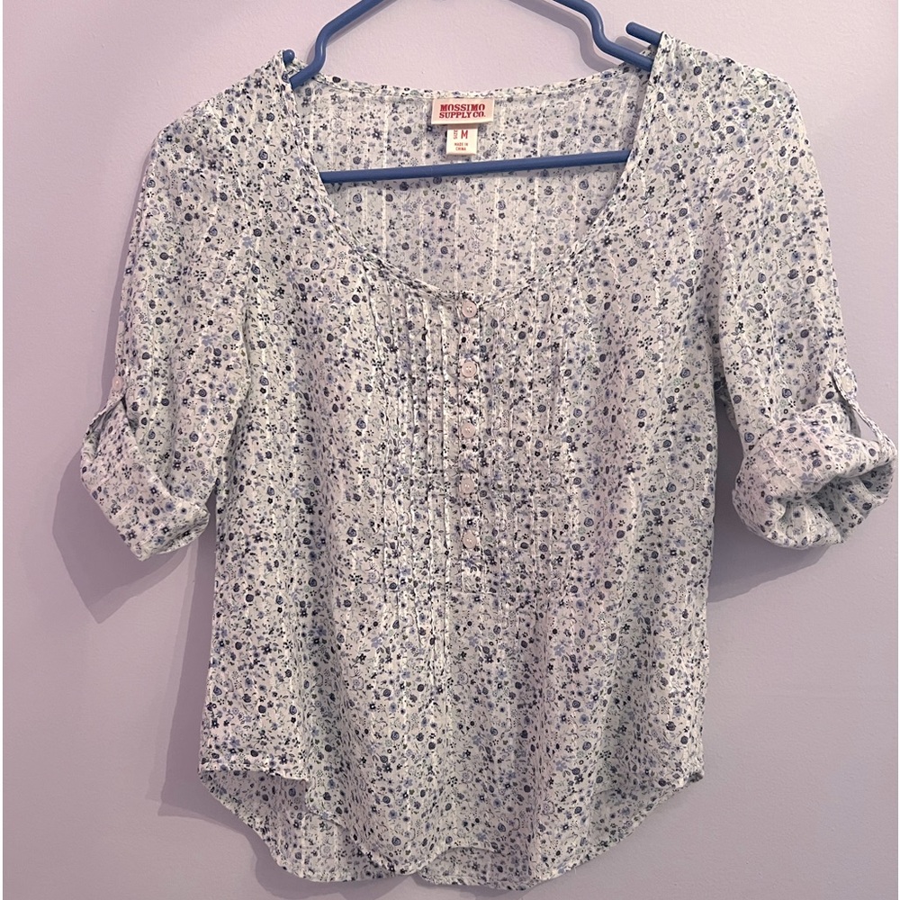 Lightweight cotton floral 3/4 sleeve flowy Mossimo shirt